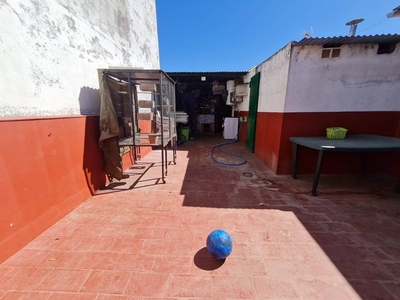 Venta Casa unifamiliar Badajoz. Con terraza 102 m²