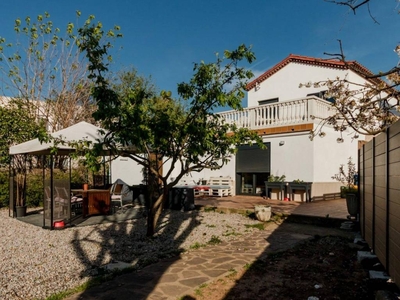 Venta Casa unifamiliar Barberà del Vallès. Con terraza 128 m²