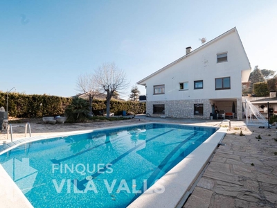 Venta Casa unifamiliar Bigues i Riells. 290 m²