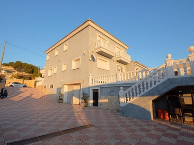 Venta Casa unifamiliar Calp. Con terraza 630 m²