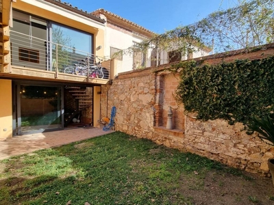 Venta Casa unifamiliar Castellar del Vallès. Con terraza 170 m²