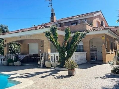 Venta Casa unifamiliar Cubelles. Con terraza 505 m²