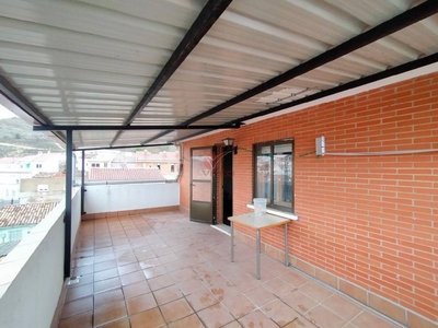 Venta Casa unifamiliar Cuenca. Plaza de aparcamiento calefacción individual 250 m²