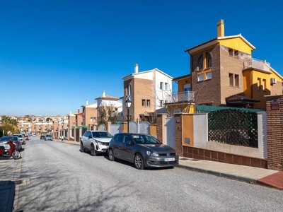 Venta Casa unifamiliar Dílar. 226 m²