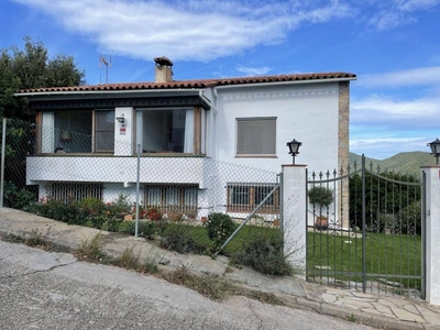 Venta Casa unifamiliar en Arbúcies Pineda de Mar. Con balcón 202 m²