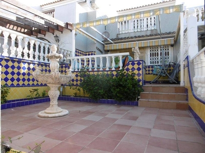 Venta Casa unifamiliar en Avinguda del Mediterrani Santa Pola. Muy buen estado con terraza 366 m²