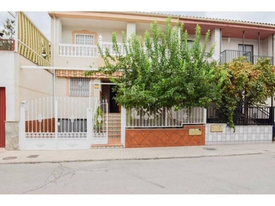 Venta Casa unifamiliar en Calle antonio nebrija 11 Santa Fe. Buen estado con terraza 172 m²