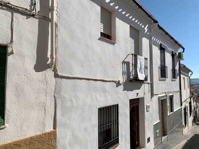 Venta Casa unifamiliar en Calle Jose de Montes 7 Iznájar. Buen estado con balcón 112 m²