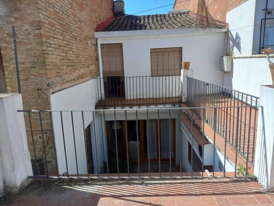 Venta Casa unifamiliar en Calle Llobateras Rubí. A reformar con terraza 295 m²