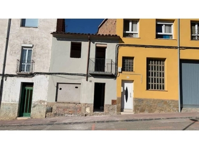 Venta Casa unifamiliar en Calle Vendrell Manlleu. Buen estado con terraza 150 m²