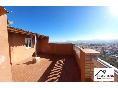 Venta Casa unifamiliar en Calle Virgen de la Soledad Baza. Buen estado 159 m²