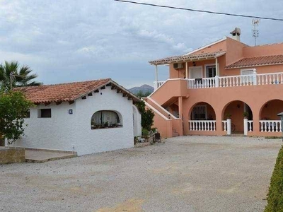 Venta Casa unifamiliar en cv759 Villajoyosa - La Vila Joiosa. Con terraza 200 m²