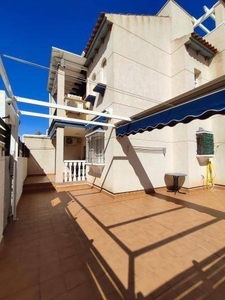 Venta Casa unifamiliar en Guapiles Orihuela. Con terraza 65 m²