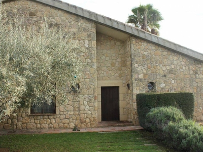 Venta Casa unifamiliar en injertal de las cuevas Almodóvar del Río. 305 m²