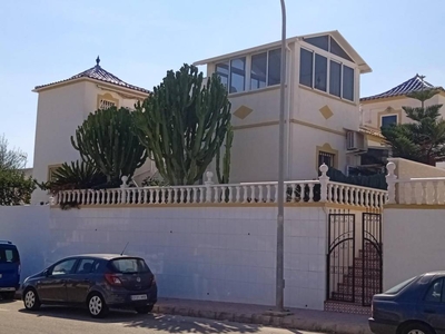 Venta Casa unifamiliar en La Sagra 2 Torrevieja. Con terraza 85 m²
