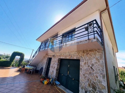 Venta Casa unifamiliar en Lugar Santa Lucia - Queiruga 10 Porto Do Son. Con terraza 230 m²