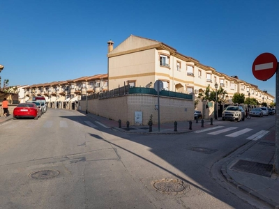 Venta Casa unifamiliar en Mallorca Cúllar Vega. Con terraza 240 m²