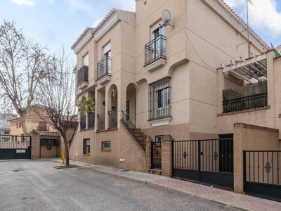 Venta Casa unifamiliar en motril Alhendín. Con balcón 213 m²