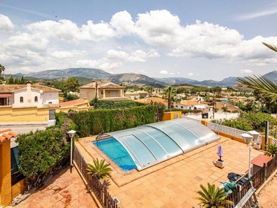 Venta Casa unifamiliar en Pais Valenciana Polop. Con terraza 137 m²