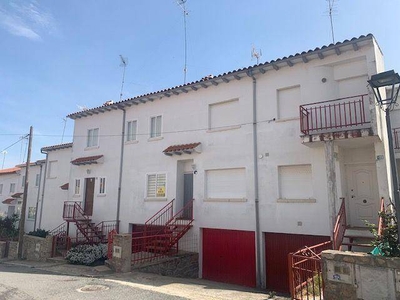 Venta Casa unifamiliar en Pisuerga 27 Navaluenga. Con terraza 147 m²