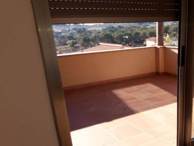 Venta Casa unifamiliar en Ronda Sant Jordi Abrera. 350 m²