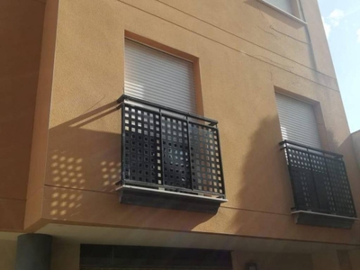 Venta Casa unifamiliar en Salvador Dali Macastre. Con terraza 207 m²