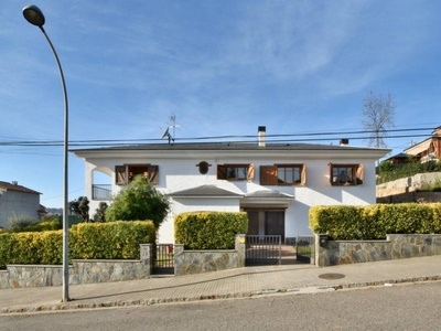 Venta Casa unifamiliar en Sant Jordi Bigues i Riells. Con terraza 351 m²