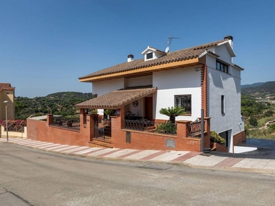 Venta Casa unifamiliar en Sant Quirze Calella. Con terraza 193 m²