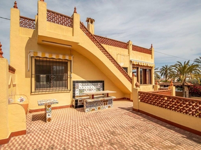 Venta Casa unifamiliar L'Alfàs del Pi. Con terraza 218 m²