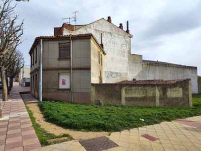 Venta Casa unifamiliar León. A reformar 154 m²