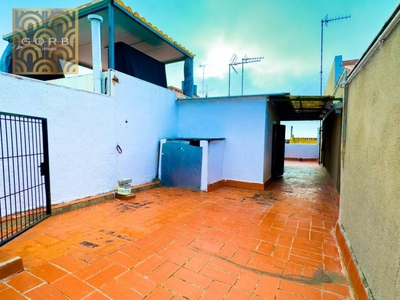 Venta Casa unifamiliar Mataró. Con terraza 80 m²