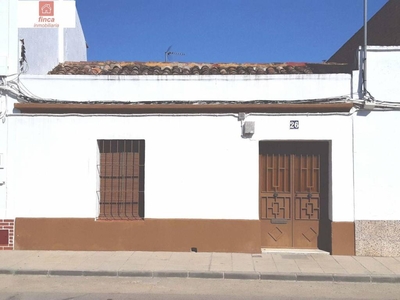 Venta Casa unifamiliar Montijo. 160 m²