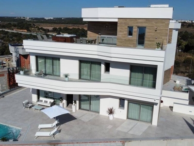 Venta Casa unifamiliar Orihuela. 326 m²