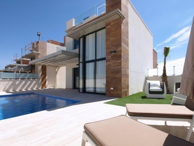 Venta Casa unifamiliar Orihuela. Con terraza 130 m²