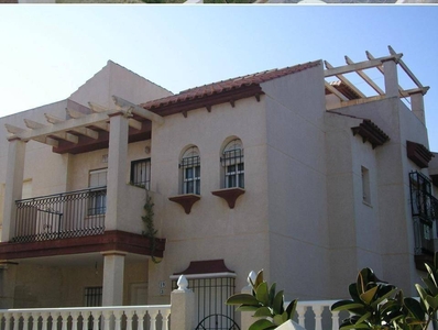 Venta Casa unifamiliar en niagara Orihuela. Con terraza 70 m²