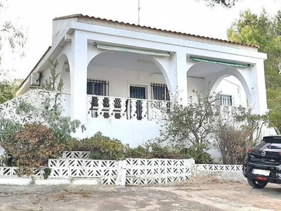 Venta Casa unifamiliar Pedralba. Con terraza 161 m²
