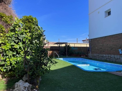 Venta Casa unifamiliar Premià de Dalt. Buen estado con terraza 180 m²