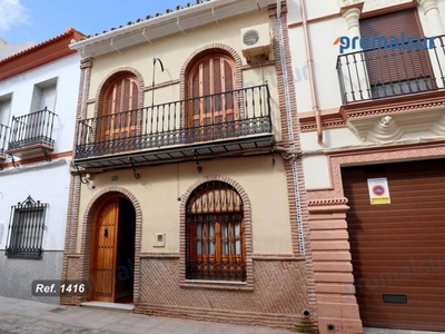 Venta Casa unifamiliar Puente Genil. Con balcón 135 m²