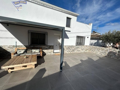 Venta Casa unifamiliar Rubí. Con terraza 200 m²