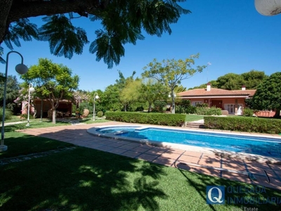 Venta Casa unifamiliar en Sierra del Maigmo Sant Joan d'Alacant. Con terraza 520 m²