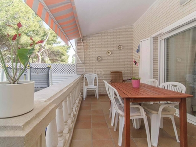 Venta Casa unifamiliar Sant Pere de Ribes. Buen estado con terraza 215 m²