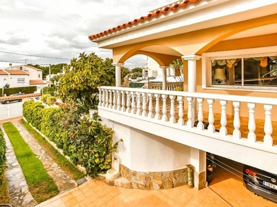 Venta Casa unifamiliar Sant Pere de Ribes. Con terraza 255 m²