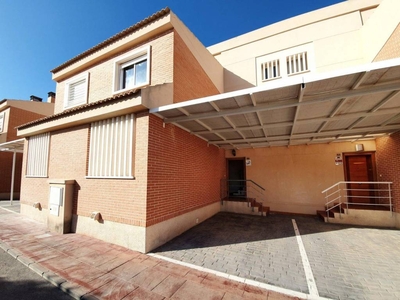 Venta Casa unifamiliar Santa Pola. Con terraza 131 m²