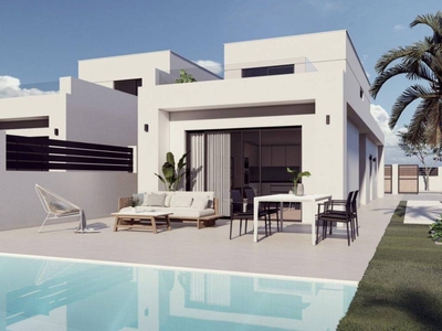 Venta Casa unifamiliar Torrevieja. Con terraza 412 m²