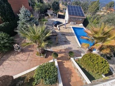 Venta Casa unifamiliar Vacarisses. Buen estado con terraza 179 m²