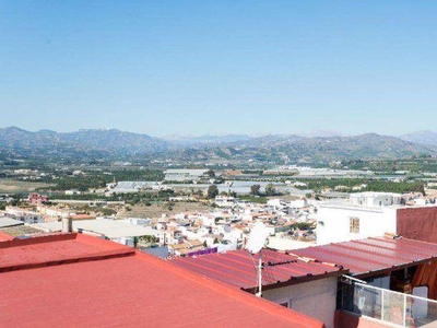 Venta Casa unifamiliar Vélez-Málaga. 186 m²