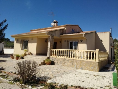 Venta Chalet Benilloba. 242 m²