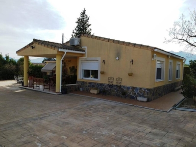 Venta Chalet Gaianes. 112 m²