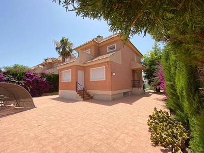 Venta Chalet Santa Pola. 205 m²