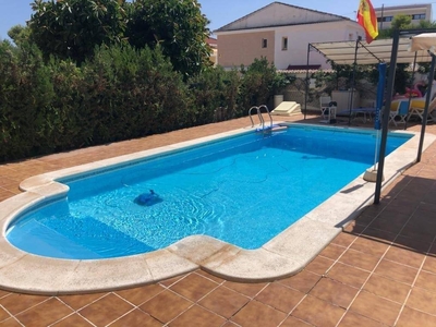 Venta Chalet Torrevieja. 90 m²